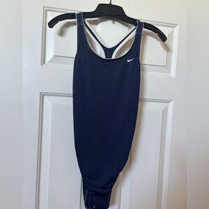 $88 Women’s Nike Swimsuit One Piece Solid V-Back Plus Size 14/40 Navy Blue White